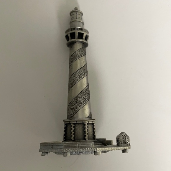 Vintage Pewter Miniature Cape Hatteras Lighthouse - Picture 7 of 11
